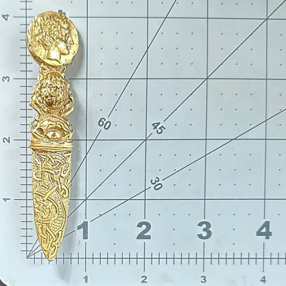 Vintage gold tone Grecco Roman style scabbard dagger cameo face 4" brooch - Picture 8 of 8